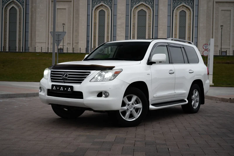 Lexus LX 570 (7 мест)