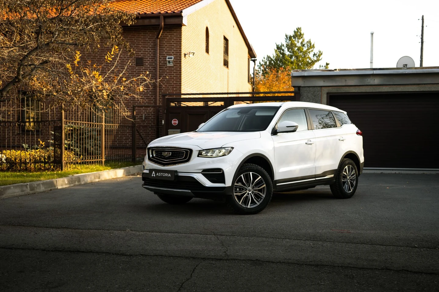 Geely Azkarra